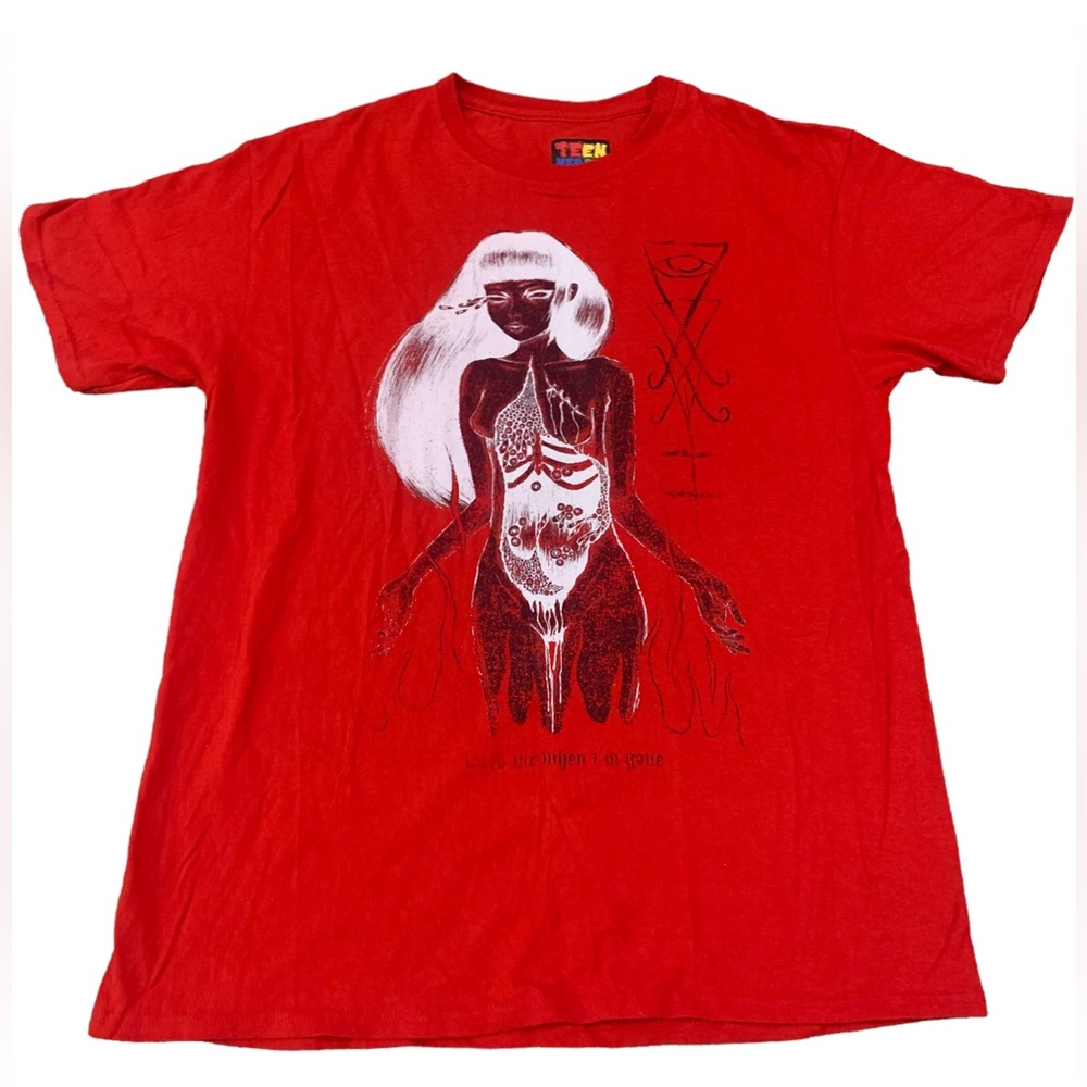 Teen Hearts Y2K red graphic tshirt